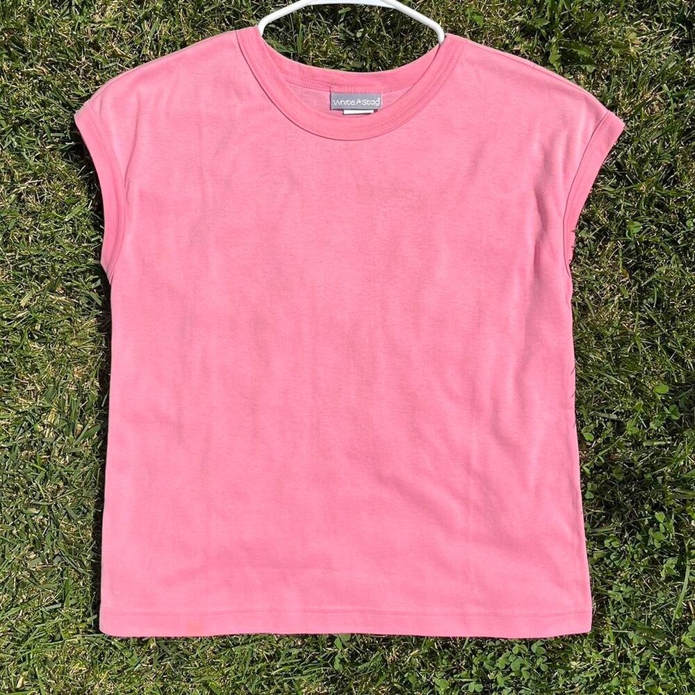 Vintage 1990’s Women’s White Stag Light Pink Ringer Style Sleeveless Shirt